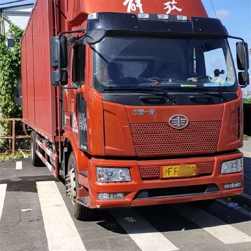 巴州罗平县进仓物流：专线直达的多元货运之旅