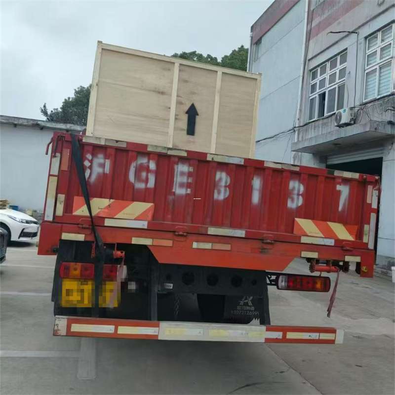 巴州米林县：物流专线的高效货运之旅